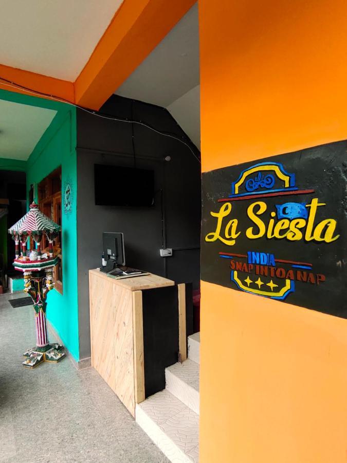 La Siesta India Manali Hostel Exterior foto