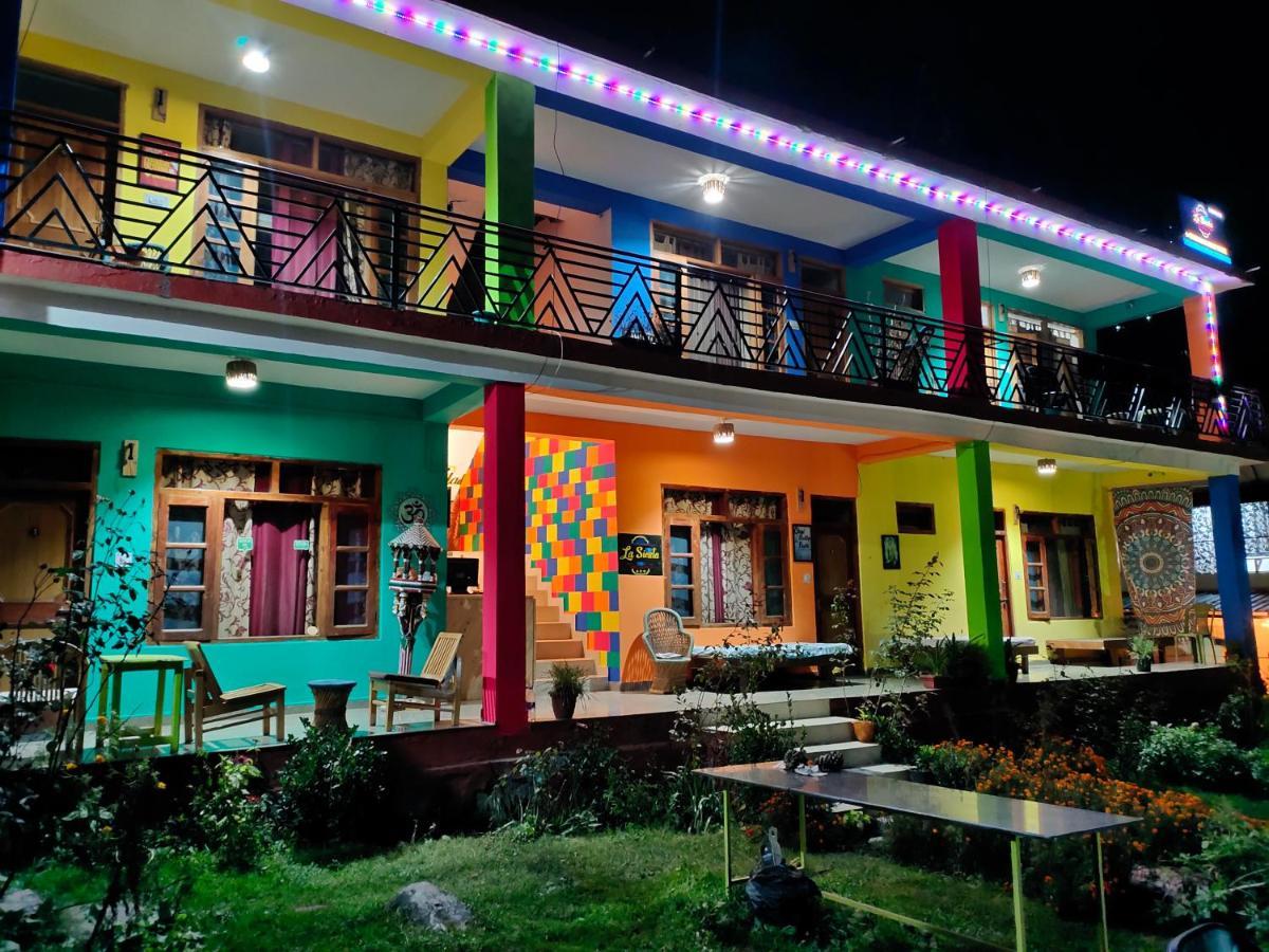La Siesta India Manali Hostel Exterior foto