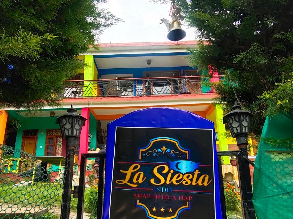 La Siesta India Manali Hostel Exterior foto