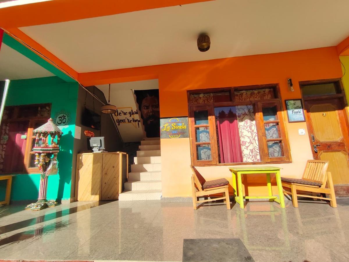 La Siesta India Manali Hostel Exterior foto